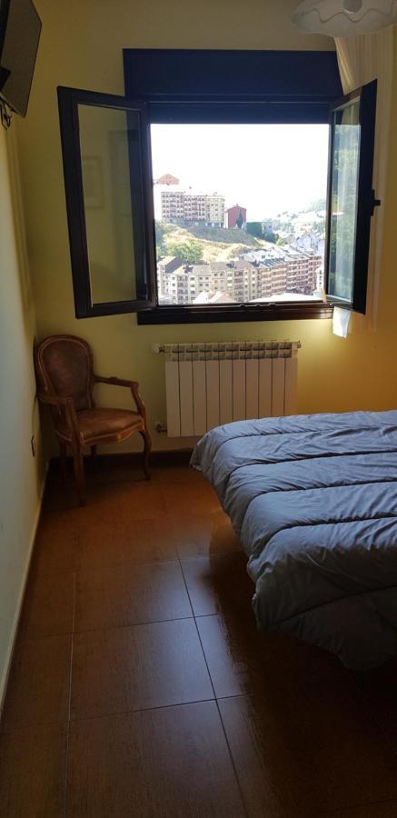 Hotel Alina Cangas De Narcea Bilik gambar