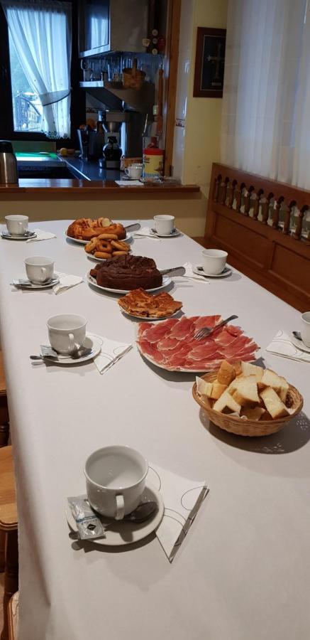 Hotel Alina Cangas De Narcea Luaran gambar
