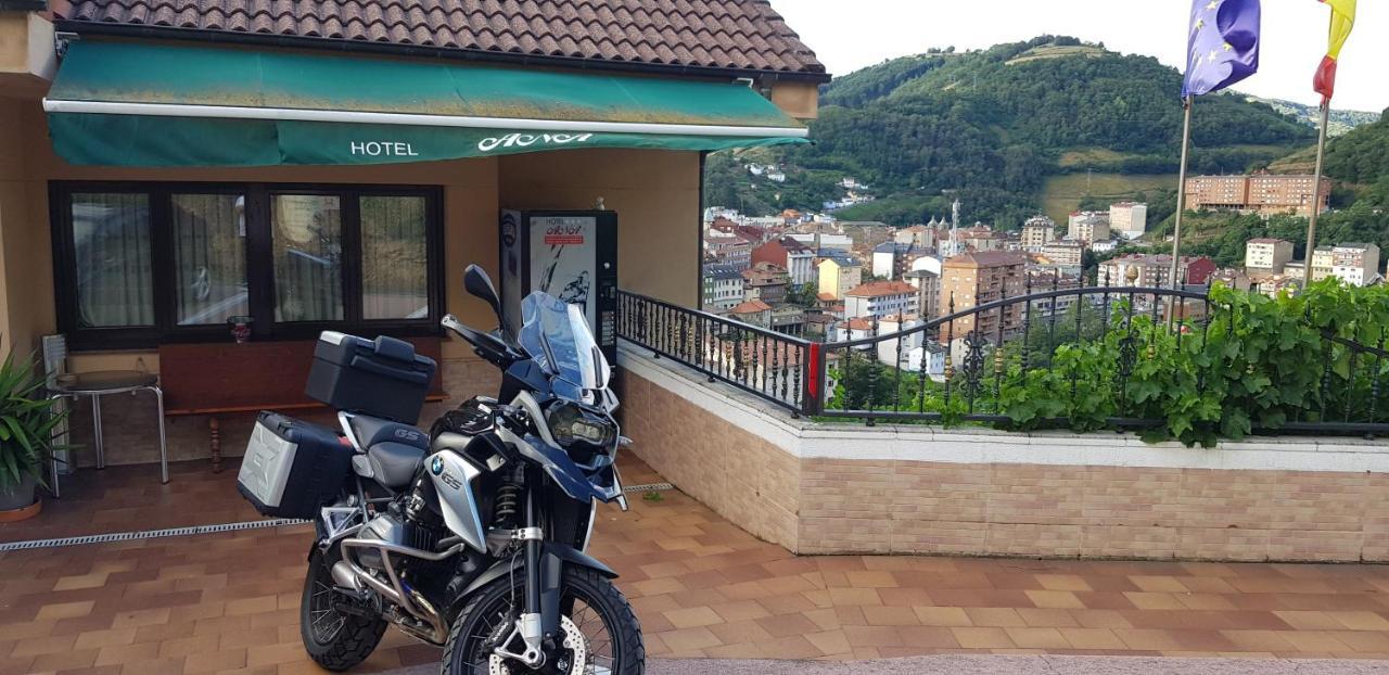 Hotel Alina Cangas De Narcea Luaran gambar