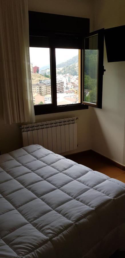 Hotel Alina Cangas De Narcea Luaran gambar
