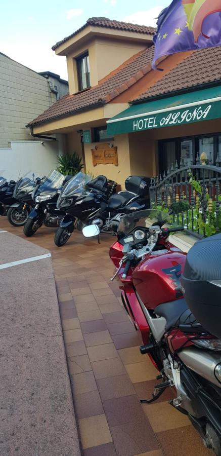 Hotel Alina Cangas De Narcea Luaran gambar